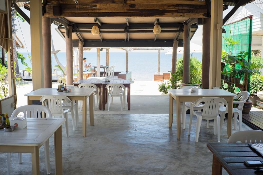 Maret Amity Beach Resort מראה חיצוני תמונה